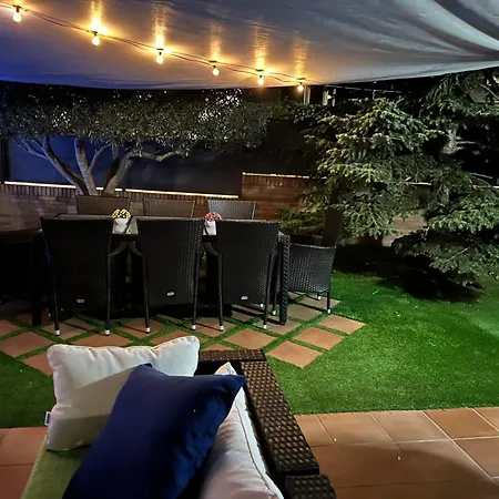 Villa Washingtonia Near Sitges