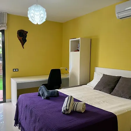 Villa Washingtonia Near Sitges *