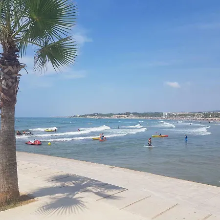 Villa Washingtonia Near Sitges Canyelles (Catalonia)